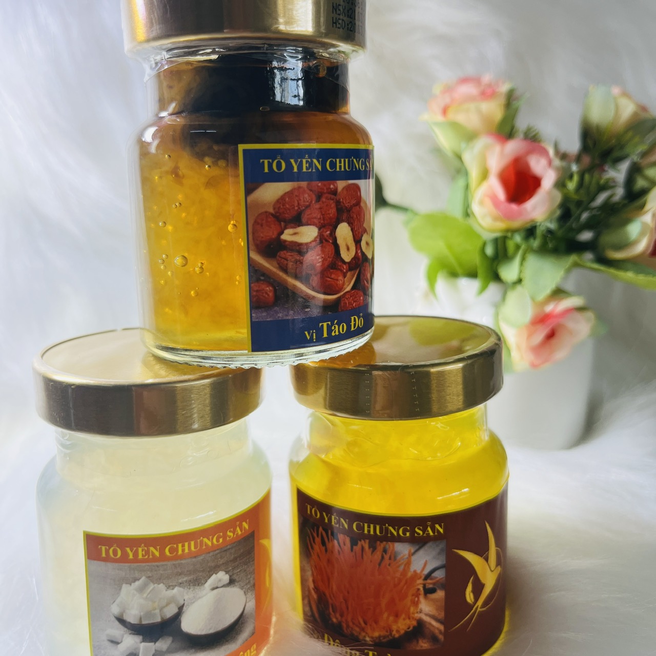 Yến chưng đông trùng hạ thảo